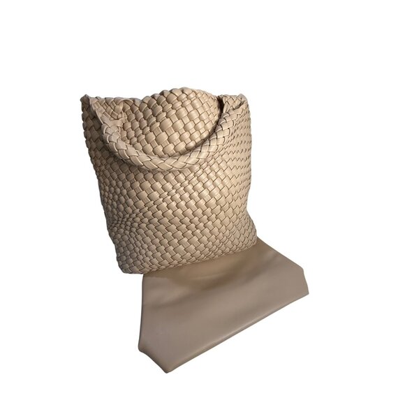 Handwoven Beige Leather Tote Bag With Double Handles & Inner Pouch - Picture 3 of 5